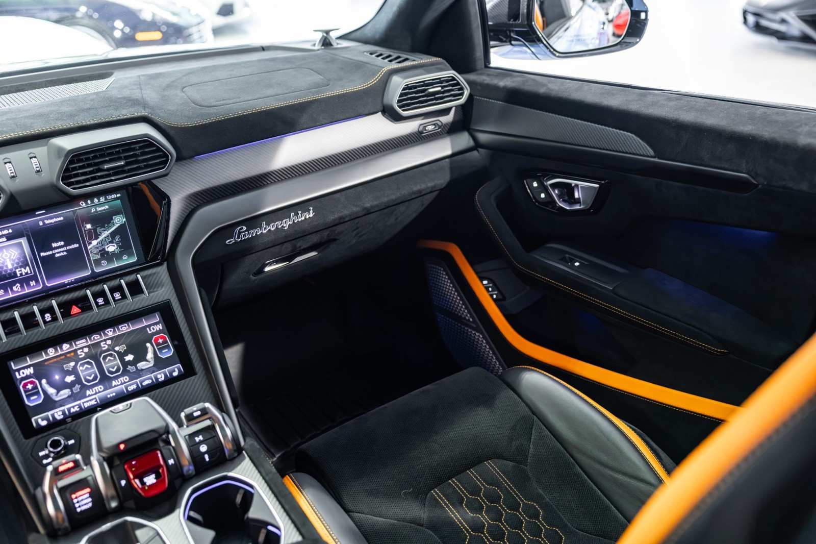 2024 Lamborghini Urus Performante - Photo 53
