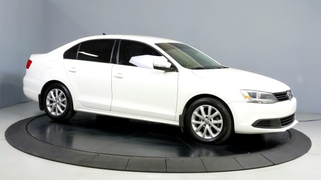 2013 Volkswagen Jetta Sedan SE w/Convenience 8