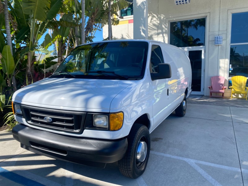 2003 Ford Econoline Cargo Van E 250 SUPER CARGO LOW MILES 67,419 in , 
