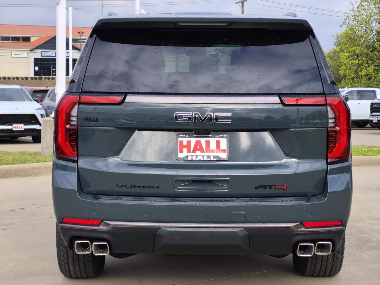 View vehicle photo 4