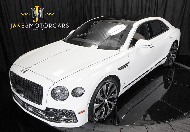 2024 Bentley Flying Spur AZURE V8 ($281,935 MSRP) *MULLINER* *ONLY 970 MILES* in , 