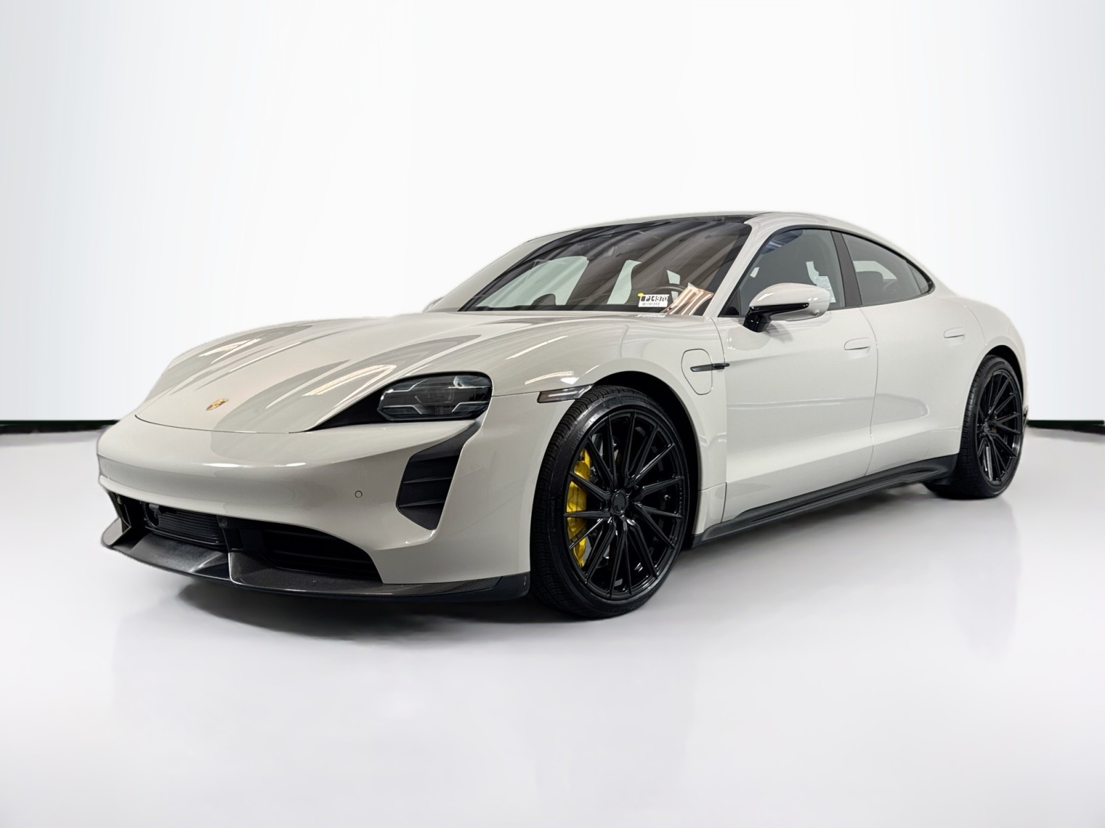 2021 Porsche Taycan 2021 Porsche Taycan Turbo Sedan
