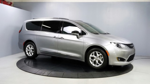 2020 Chrysler Pacifica Limited 8