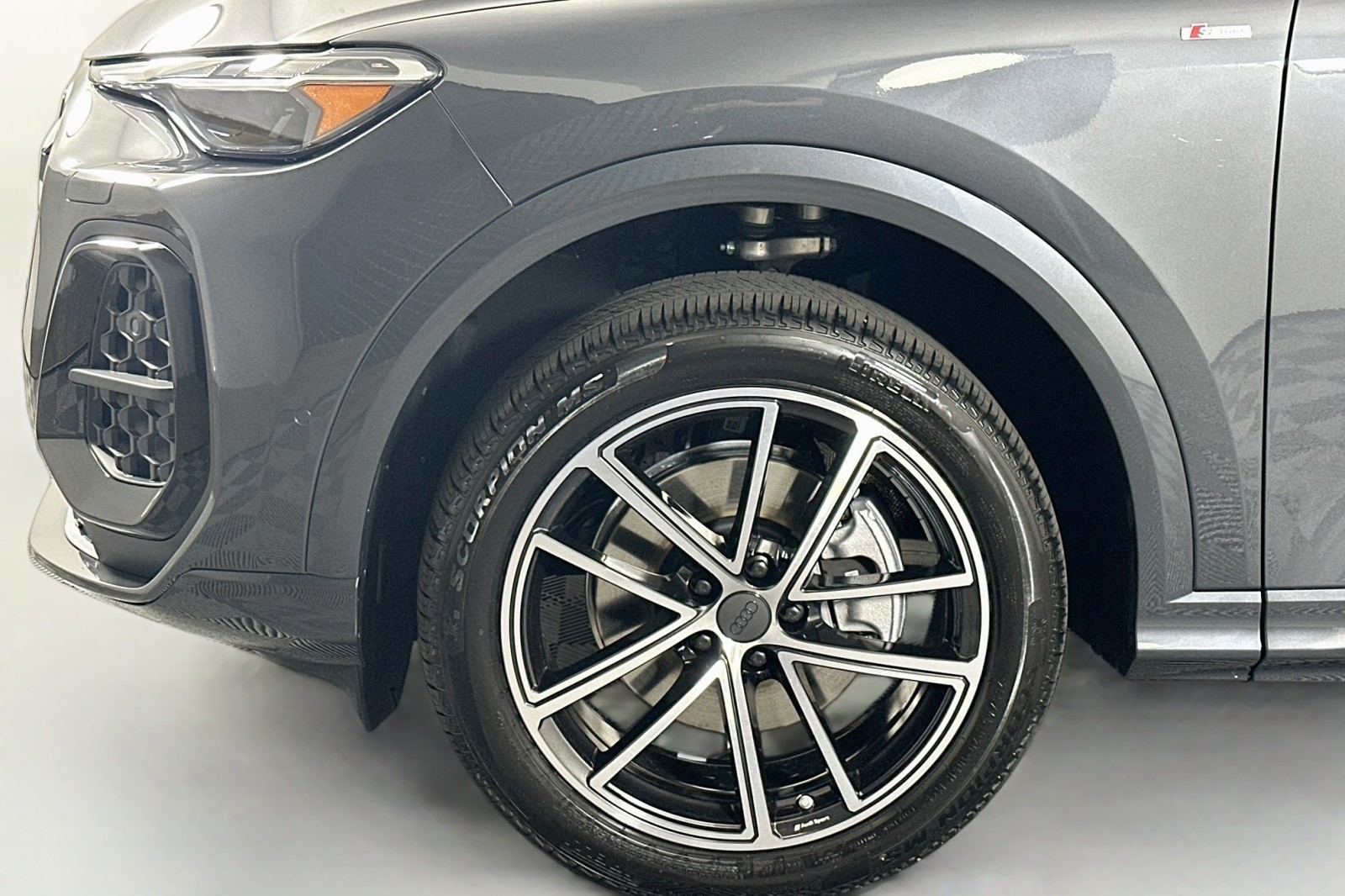 New 2026 Tambora Gray Metallic Audi Premium image 11