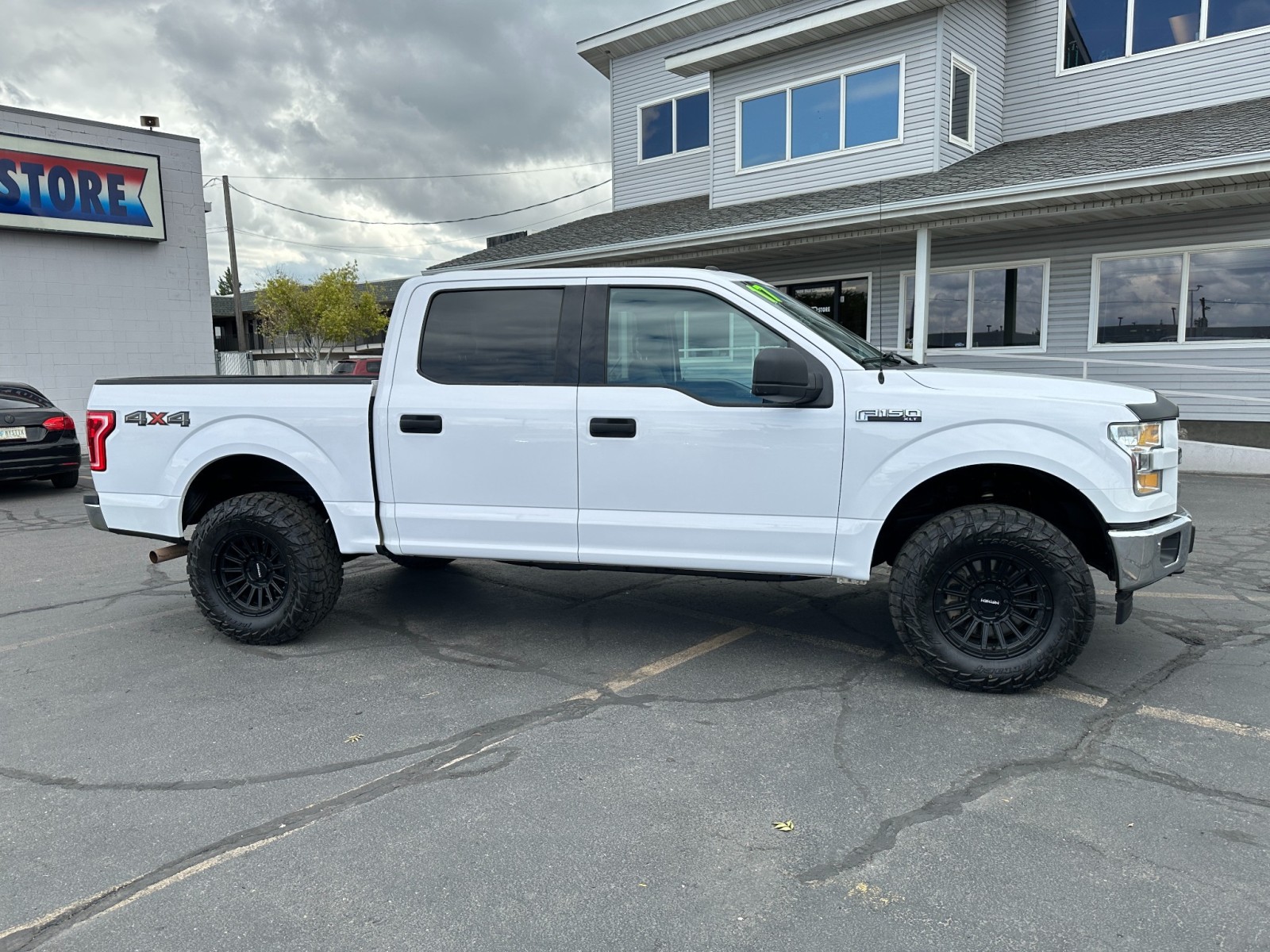 2017 Ford F-150 XLT 6