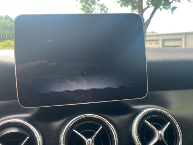 Mercedes-BenzCLA28