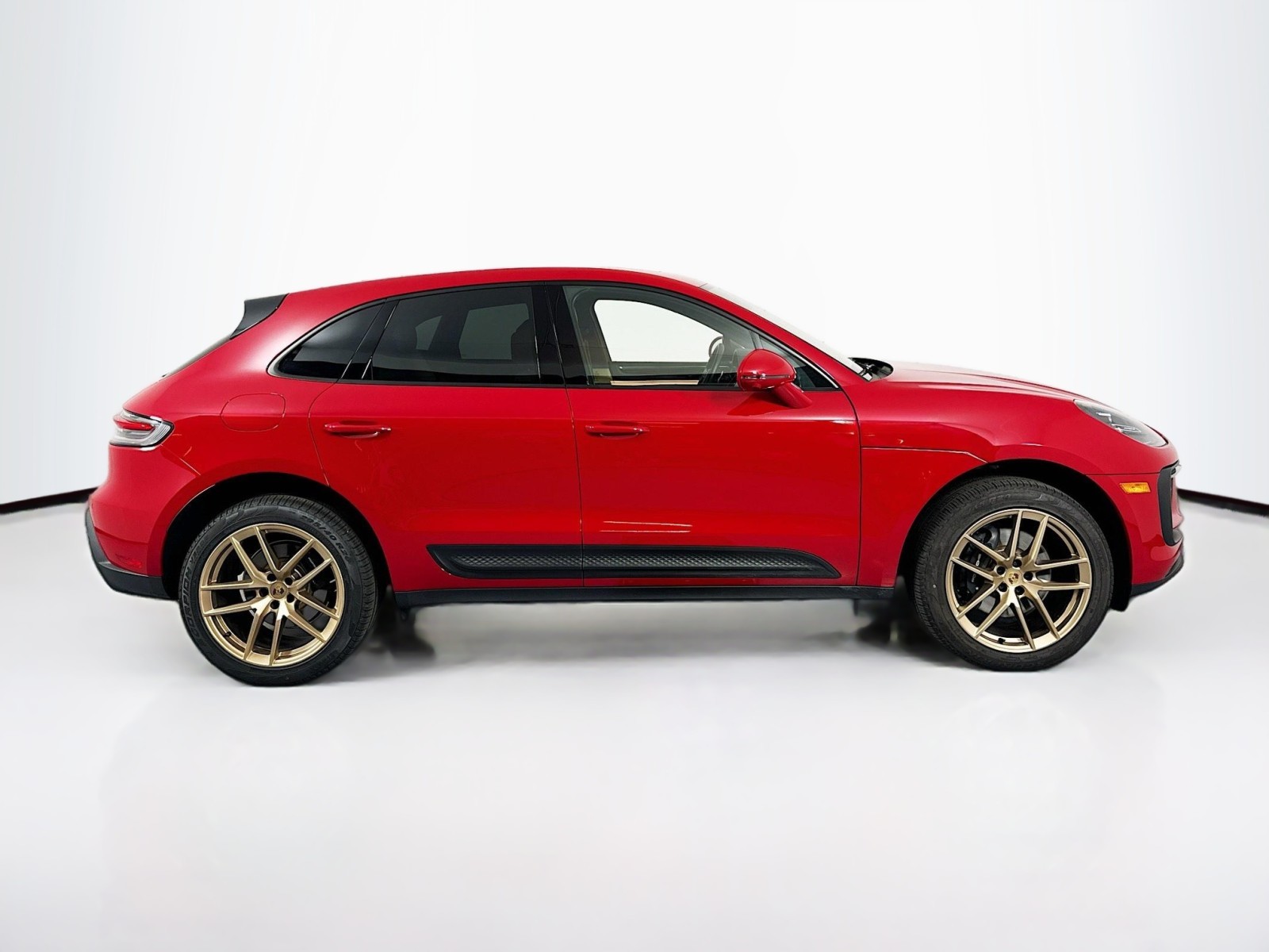 2024 Porsche Macan  4