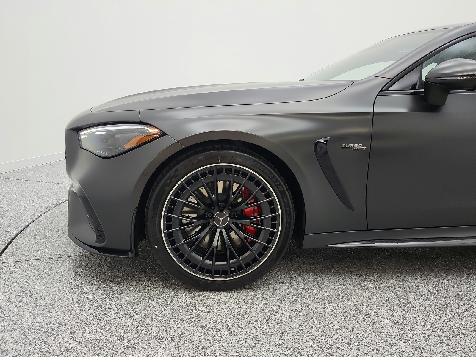 New 2026 MANUFAKTUR Graphite Grey Magno Mercedes-Benz AMG® CLE 53 image 23