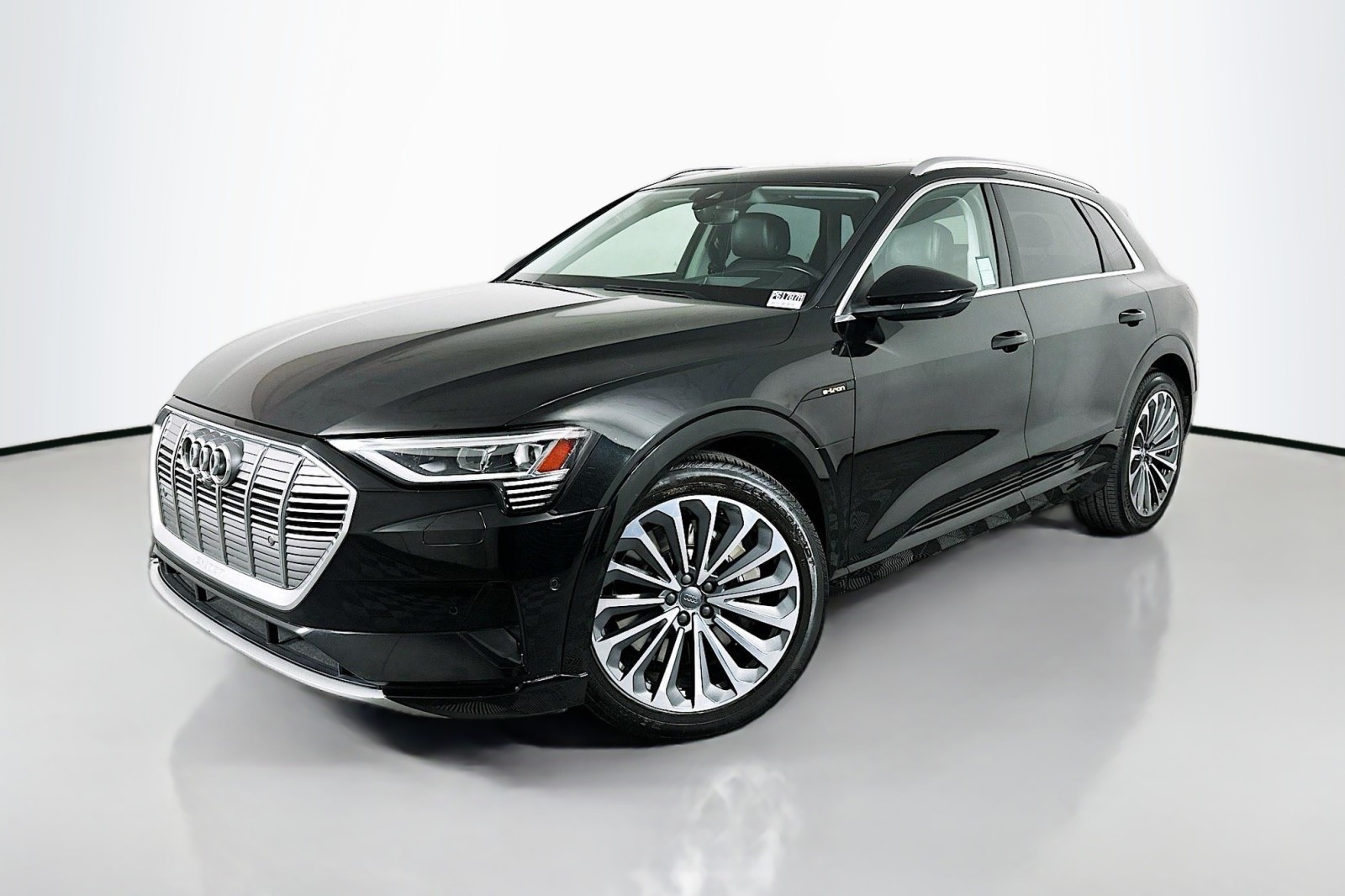 2019 Audi e-tron Prestige