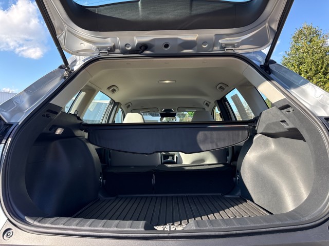 ToyotaCorolla Cross37