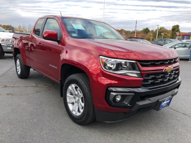 2021 Chevrolet Colorado 4WD LT 2