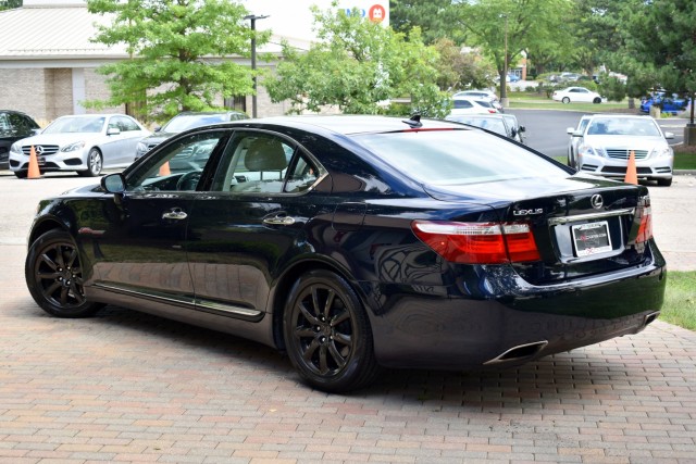 2008 Lexus LS 460 One Owner Navi Mark Levinson Pkg. Intuitive Park Assist Comfort Pkg. Heated Seats MSRP $70,554 9