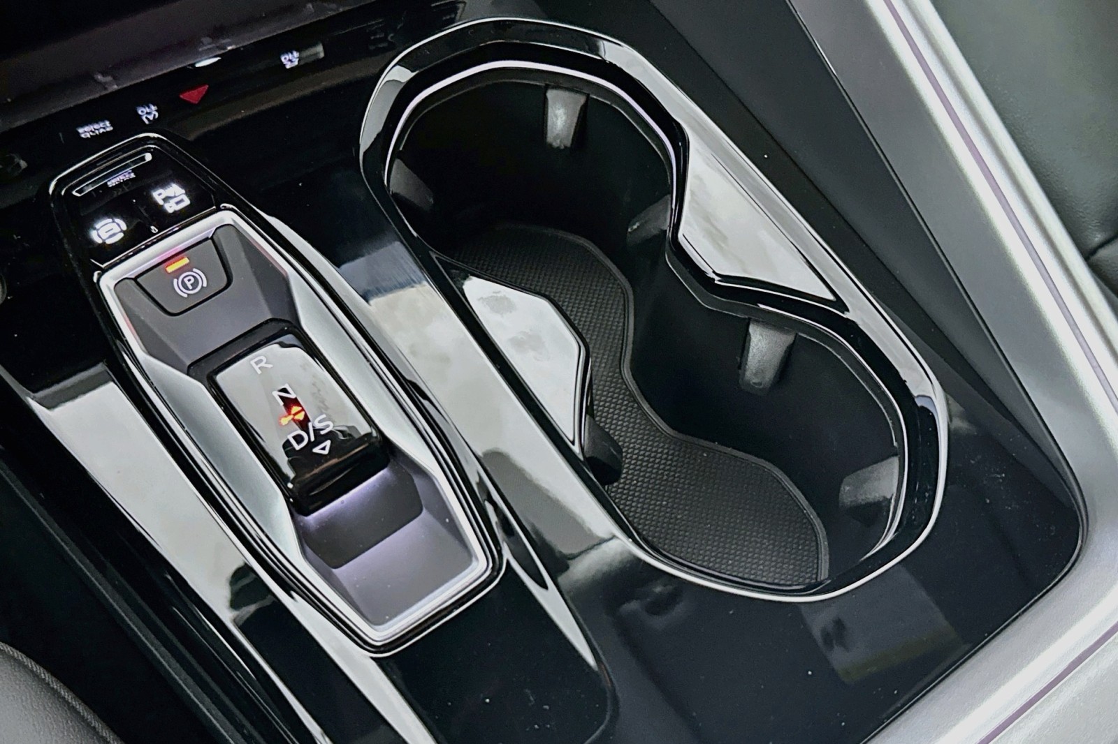 Used 2026 Arkona White Audi Premium image 7