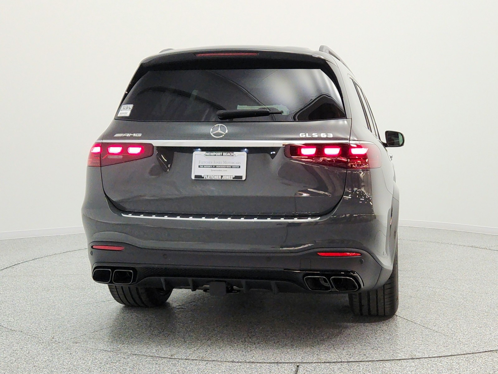 New 2026 MANUFAKTUR Signature Silicon Grey Mercedes-Benz AMG® GLS 63 4MATIC+ SUV image 6
