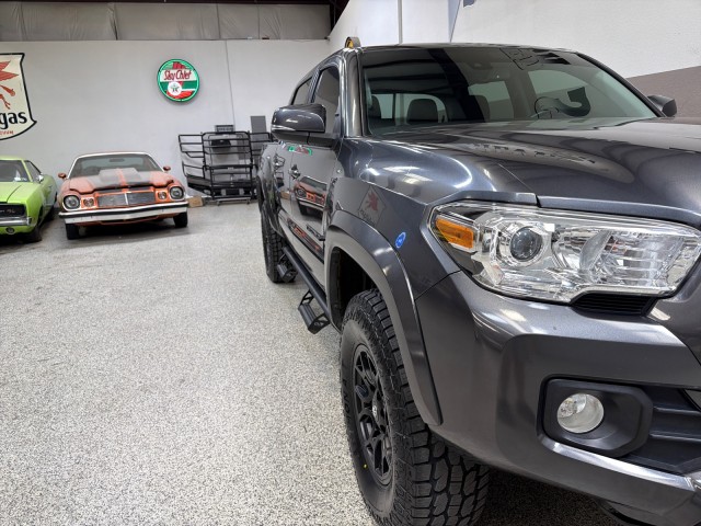 2022 Toyota Tacoma 4WD SR5 4WD V6 in , 