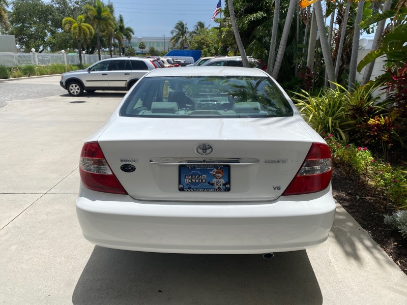2003 Toyota Camry LE LOW MILES 61,005 in , 