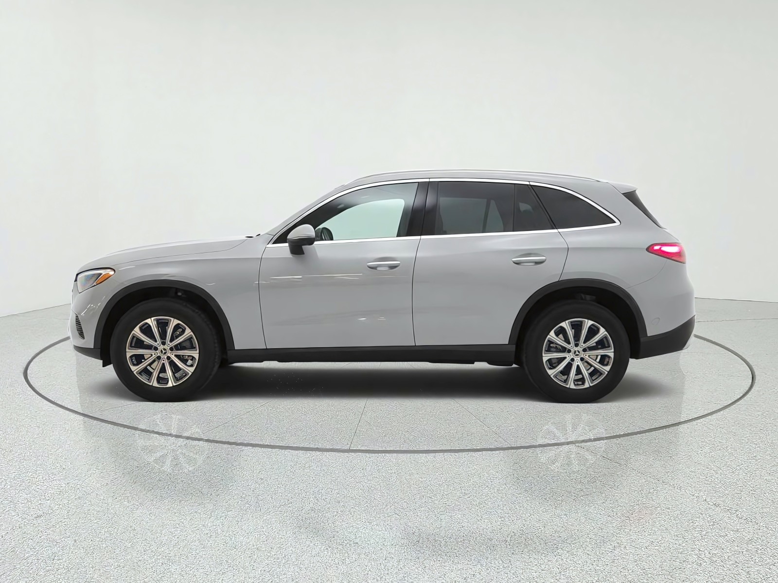 New 2027 MANUFAKTUR Alpine Grey Mercedes-Benz GLC 300 SUV image 8