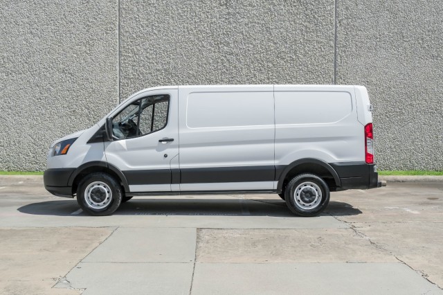 2019 Ford Transit Van  19