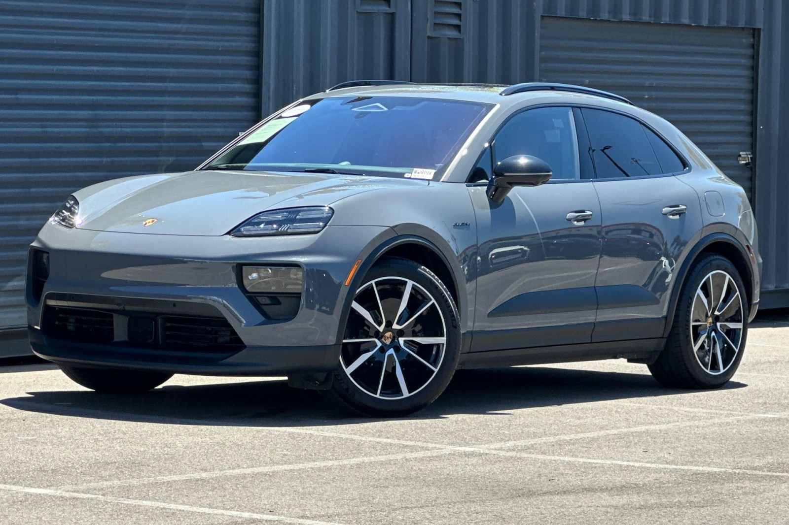 2025 Porsche Macan 2025 Porsche Macan Electric RWD SUV
