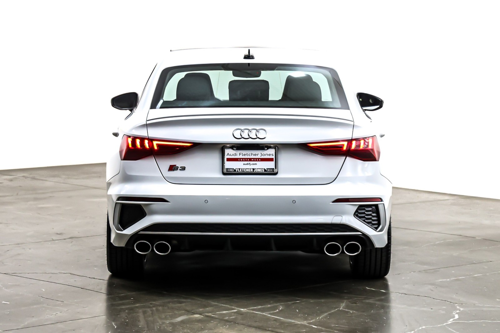 Used 2023 Glacier White Metallic Audi Premium Plus 2.0 TFSI quattro image 5