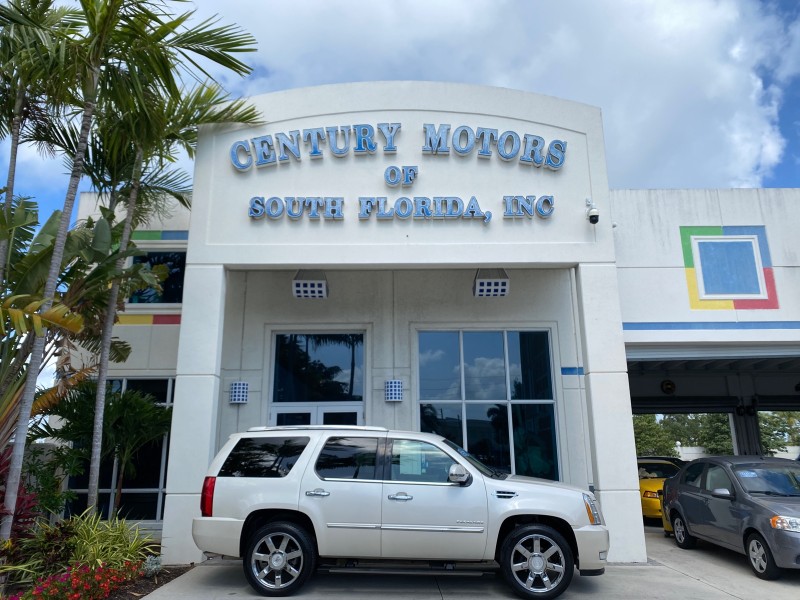 2010 Cadillac Escalade SUNROOF NAV Premium LOW MILES 66,933 in ,