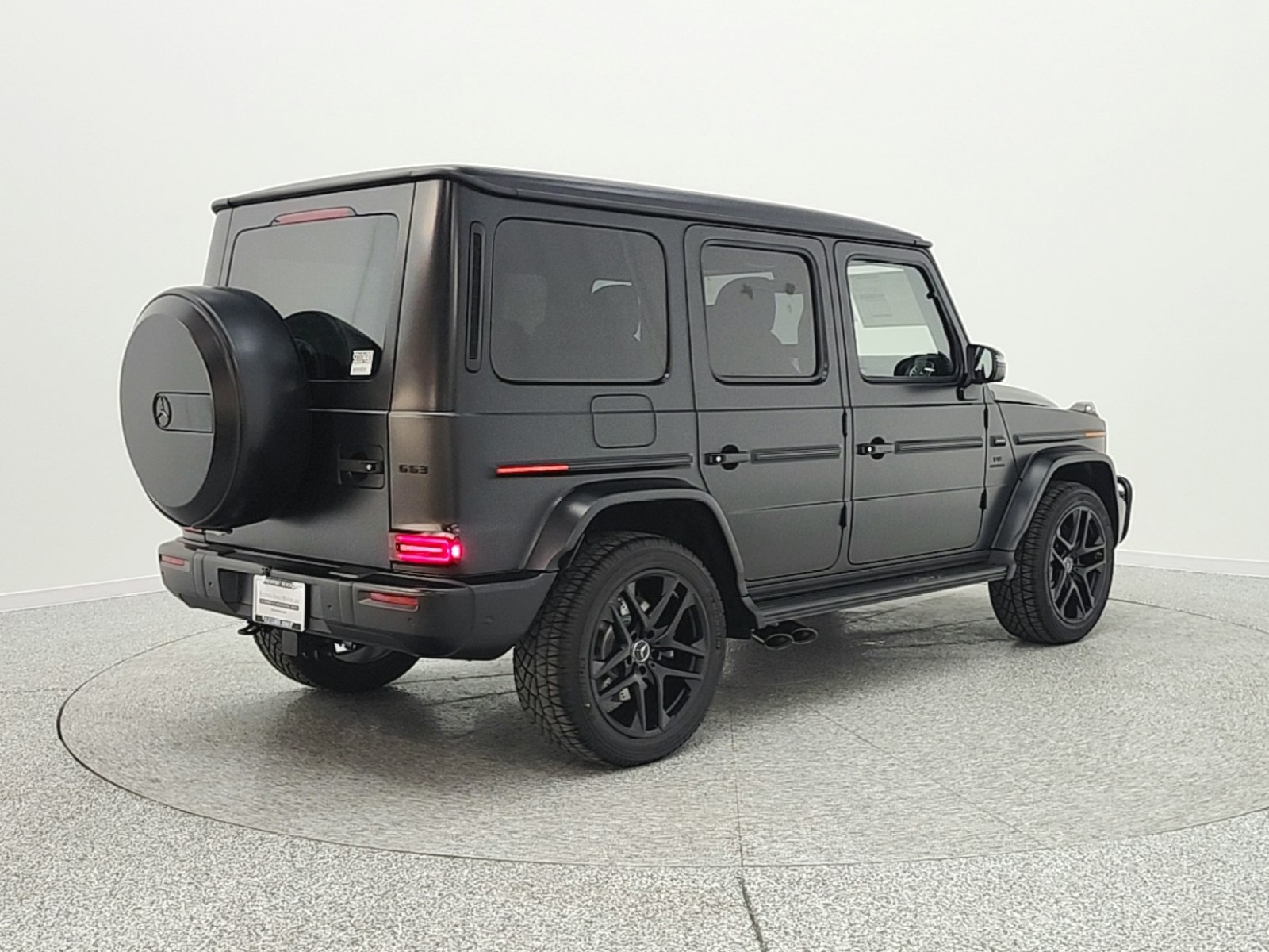 New 2026 MANUFAKTUR Night Black magno Mercedes-Benz AMG® G 63 image 5