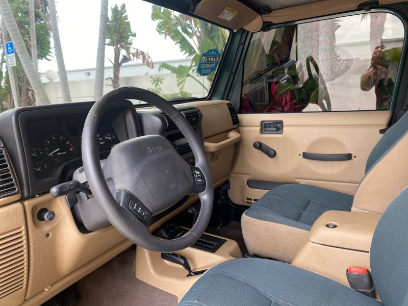 1999 Jeep Wrangler Sahara AUYO AC 6 CYL LOW MILES 47,009 in , 
