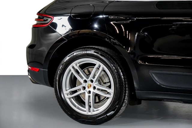 2015 Porsche Macan S 6