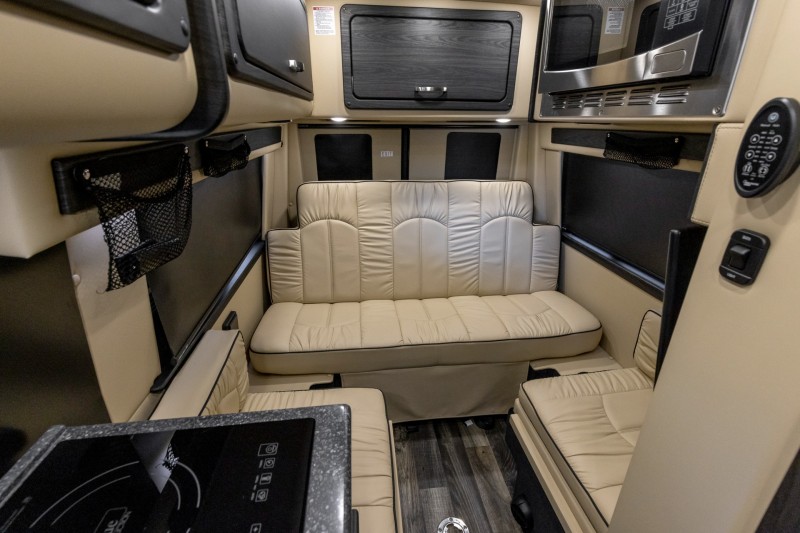 2019 Mercedes-Benz Sprinter 2500 Crew LUXURY RV Midwest Automotive Designs Daycruiser 144 4x4 in , 