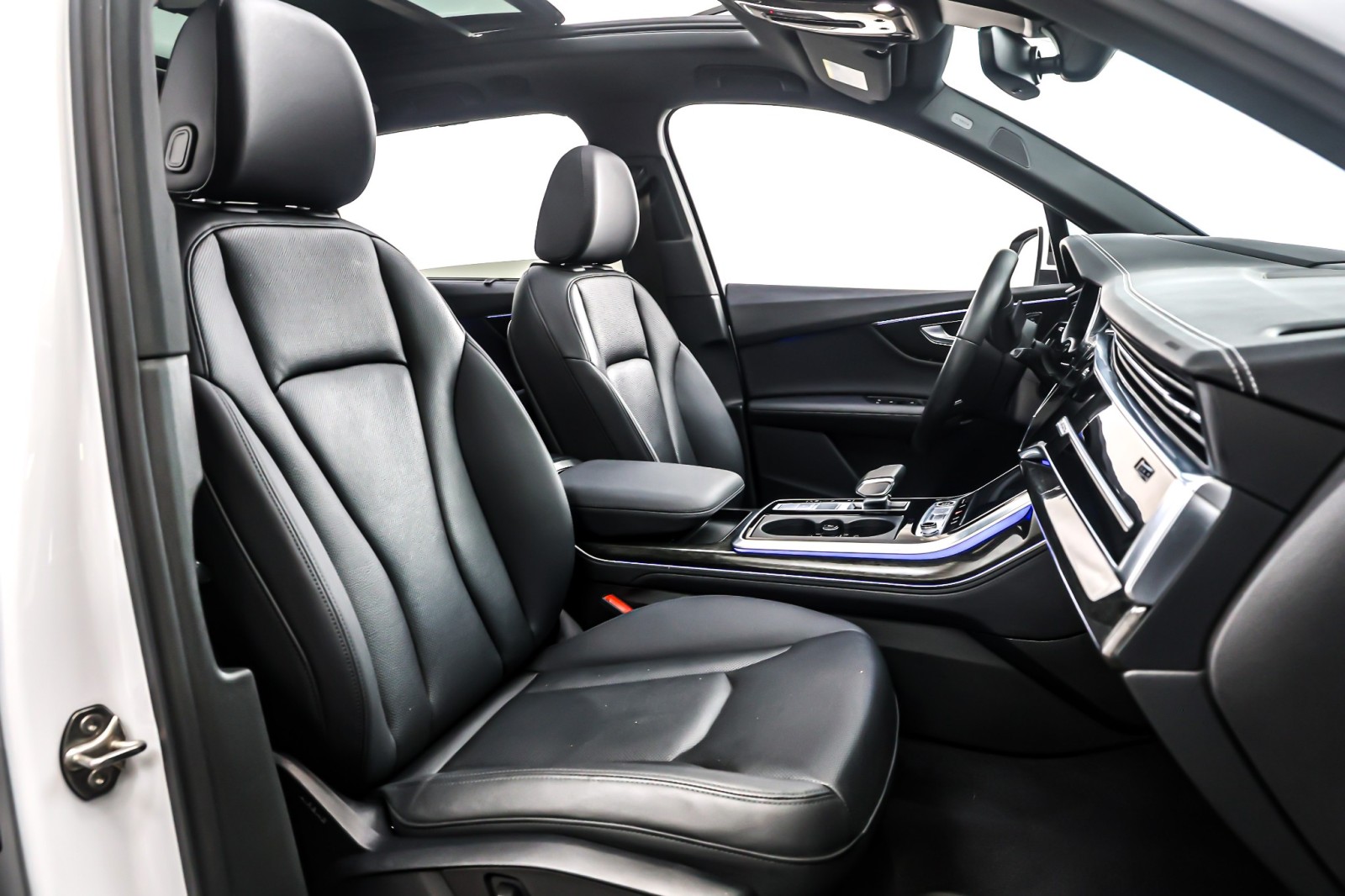 Used 2023 Glacier White Metallic Audi Prestige 55 TFSI quattro image 8