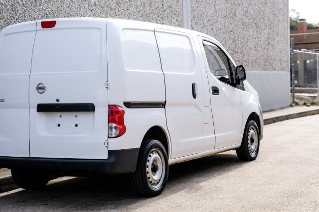 2017 Nissan NV200 Compact Cargo S 12