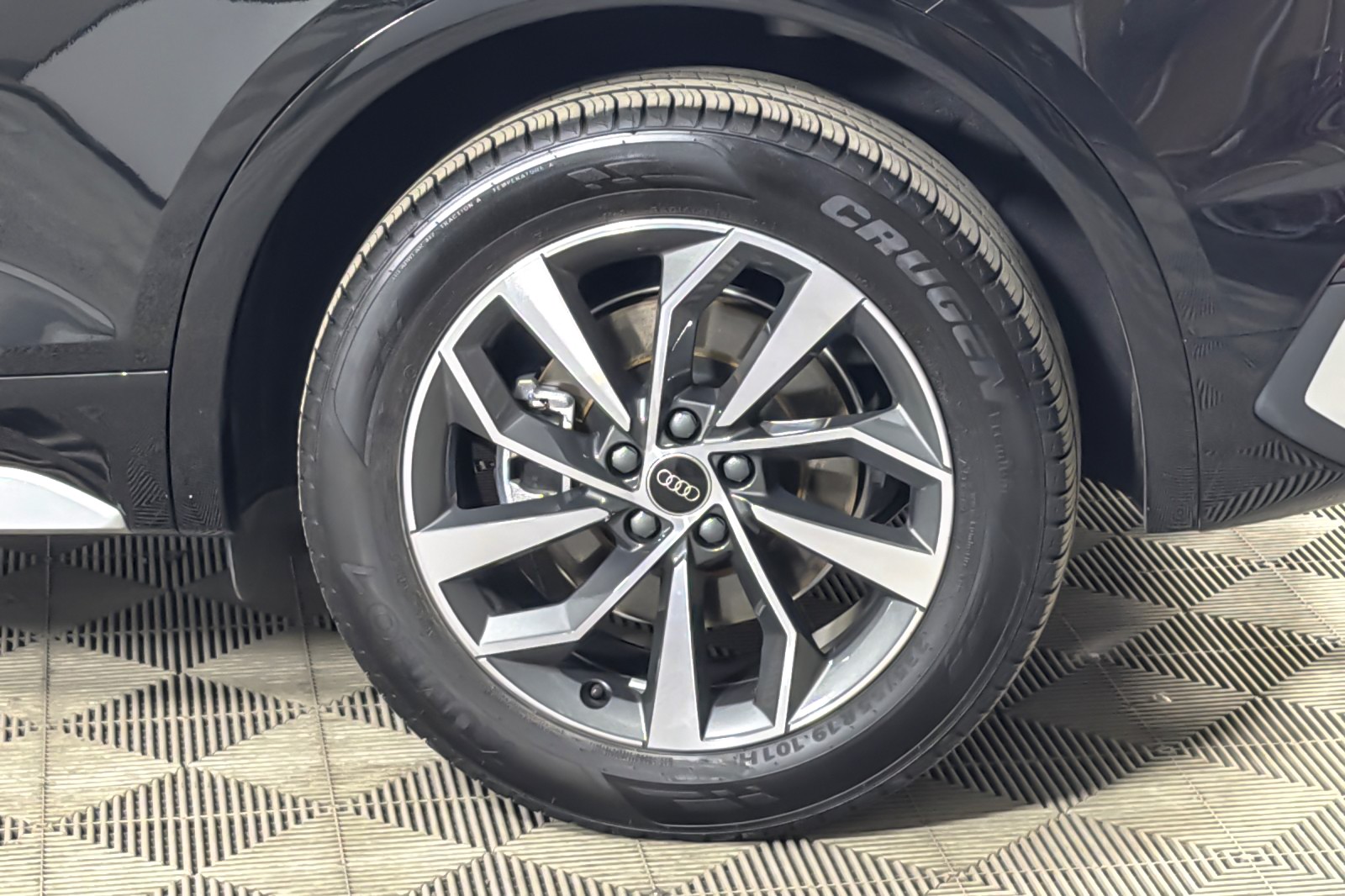 Used 2023 Mythos Black Metallic Audi S line Premium Plus 45 TFSI quattro image 25