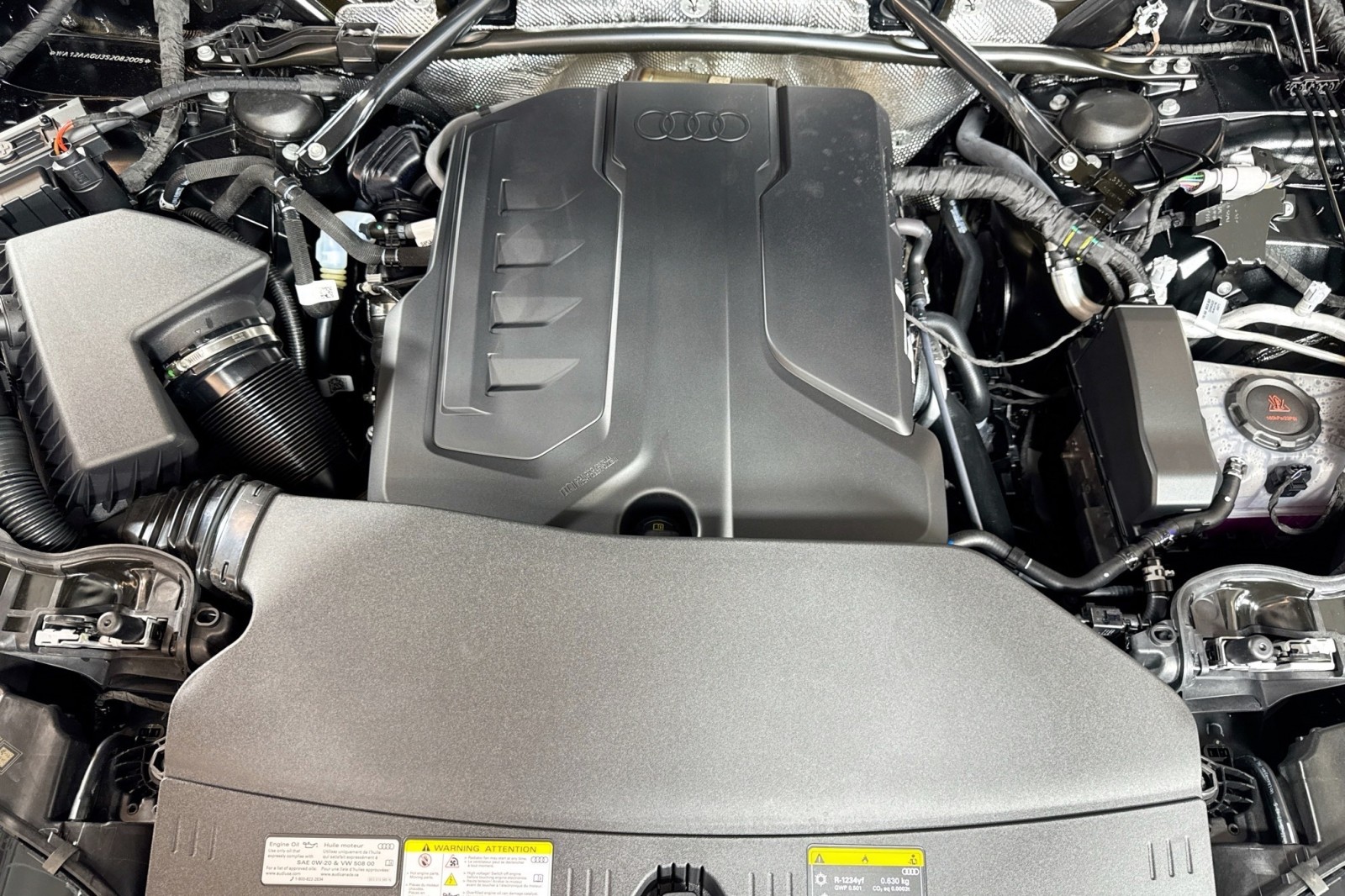 New 2025 Mythos Black Metallic Audi Premium Plus 2.0 TFSI quattro image 27