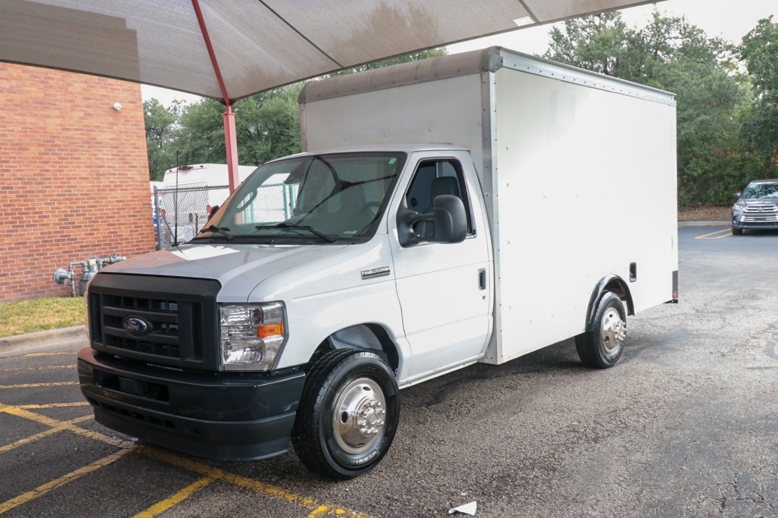 Used Car 2023 Ford E-series Cutaway  For Sale Under $35,000 In Austin, Texas