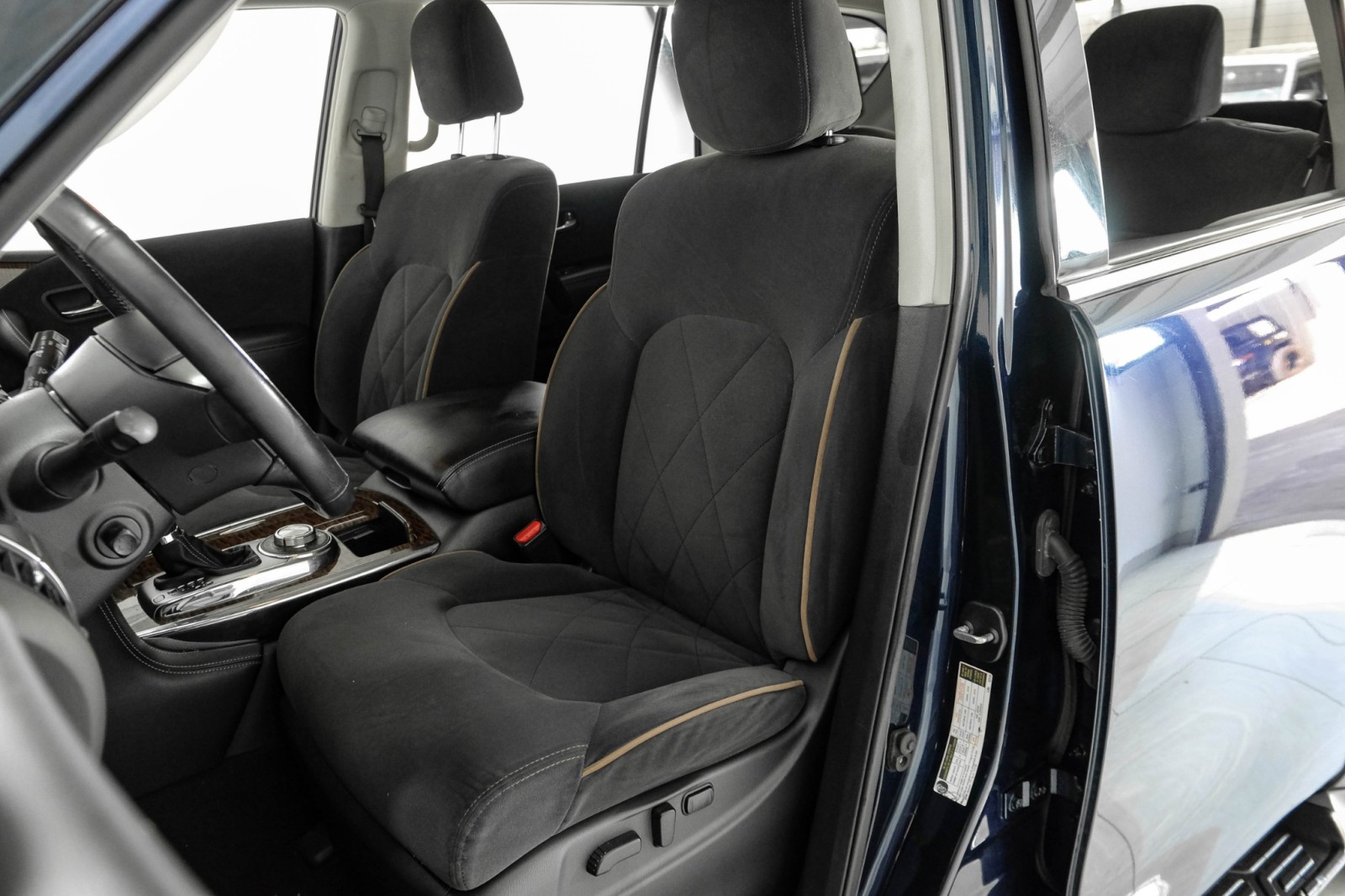 2018 Nissan Armada SV AWD NAVIGATION HEATED SEATS REAR CAMERA KEYLESS 32