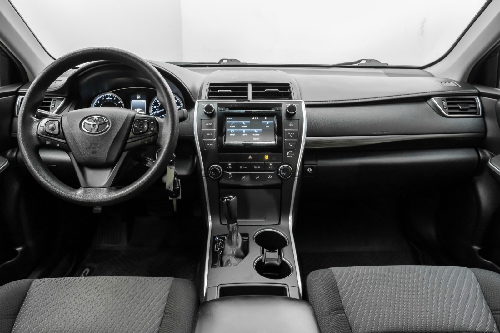 2015 Toyota Camry LE 14