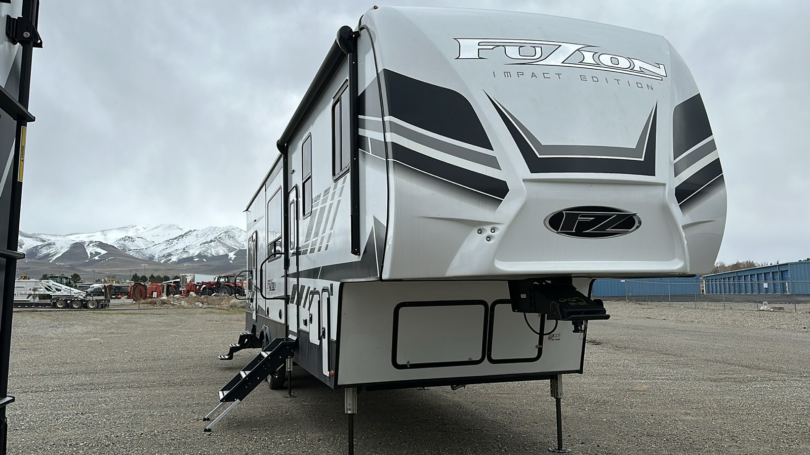 2024 Keystone Impact 367 - Fifth Wheel  3