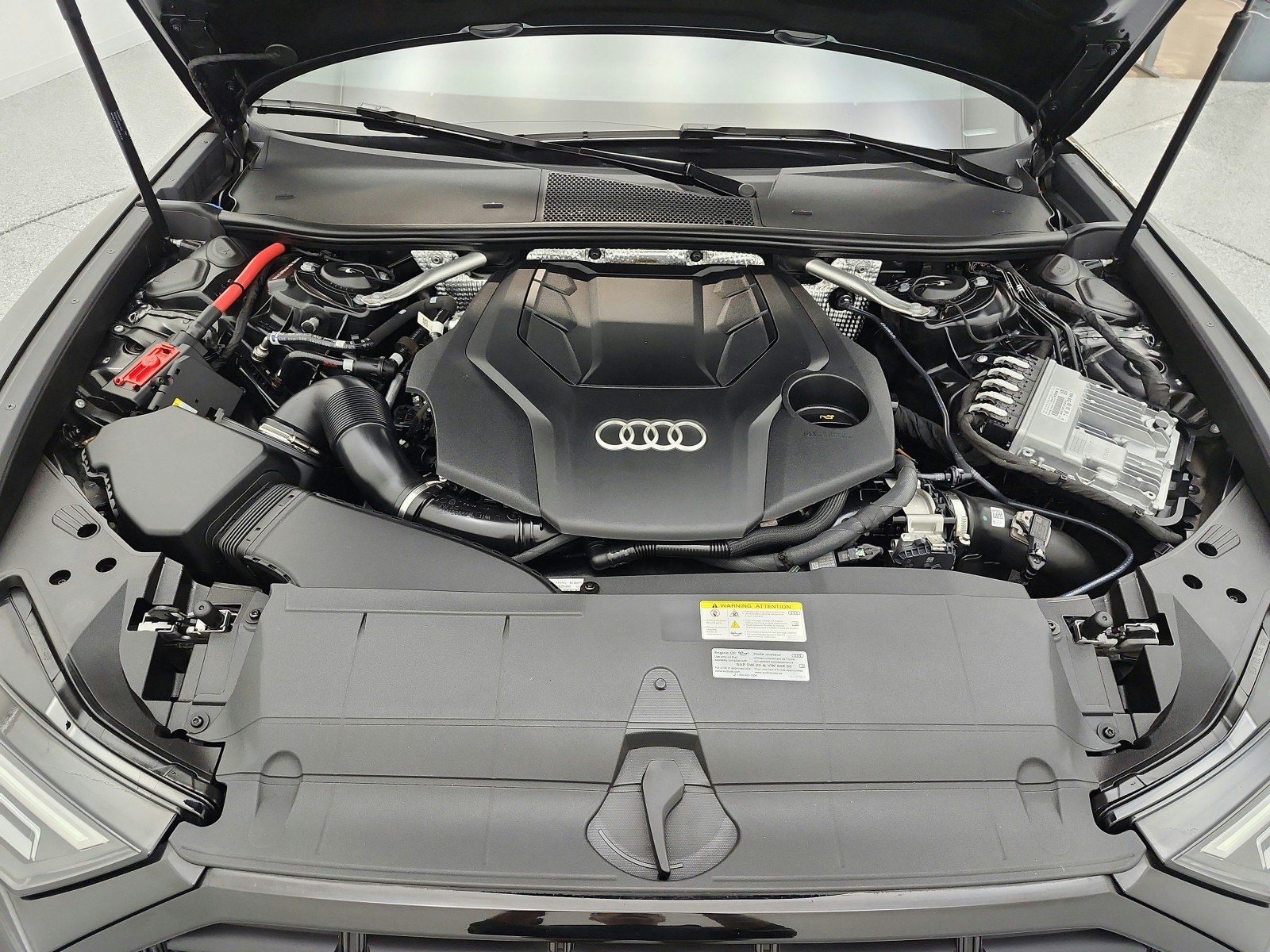 Used 2023 Mythos Black Metallic Audi 3.0 TFSI Premium Plus image 10