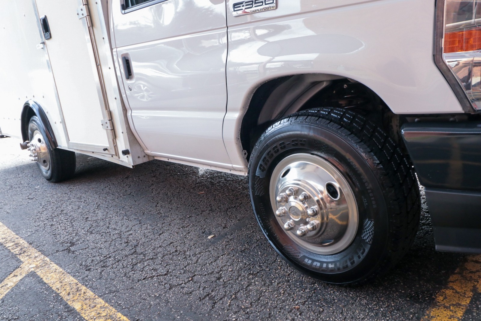 Used Car 2023 Ford E-series Cutaway  For Sale Under $35,000 In Austin, Texas