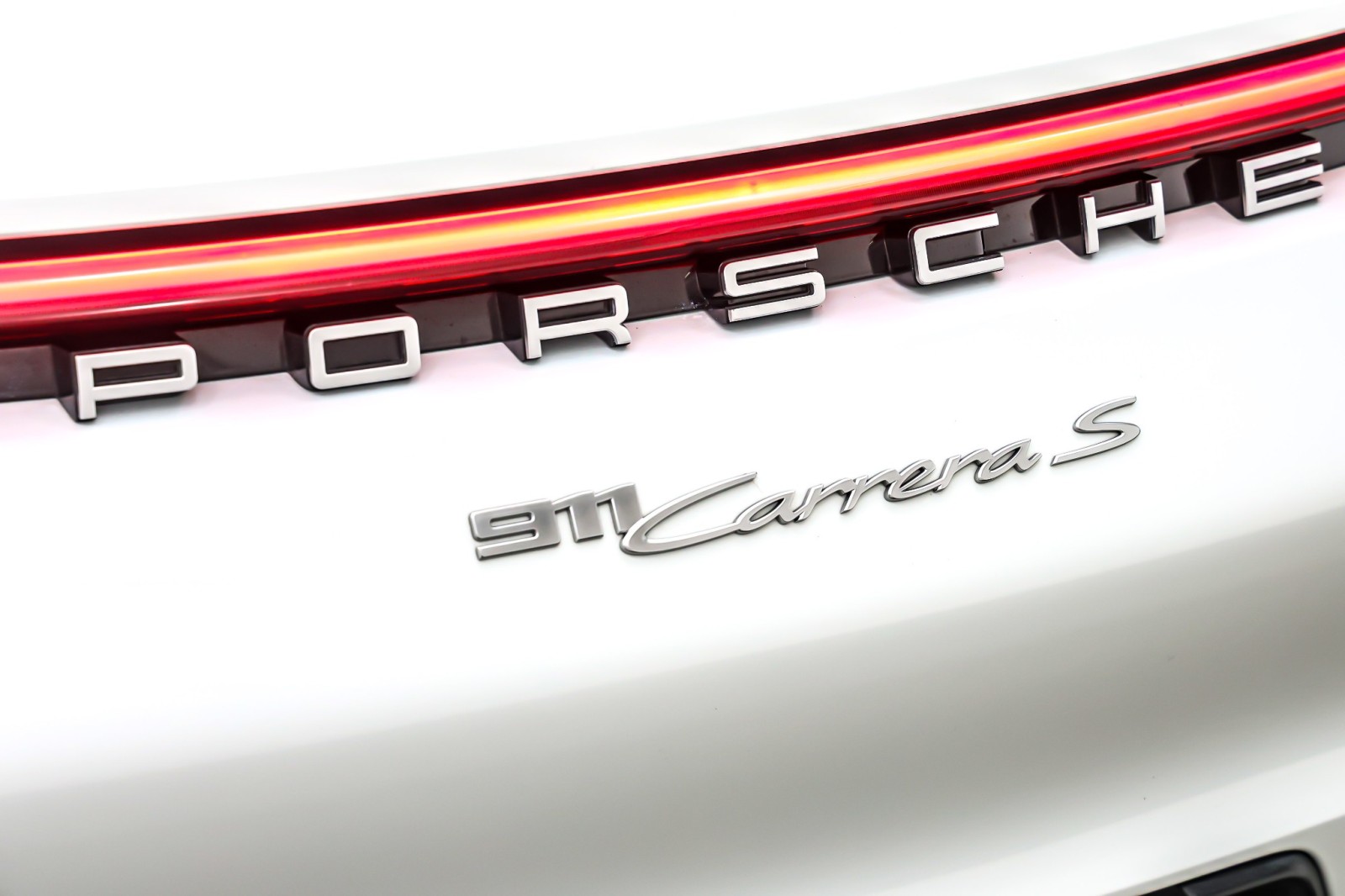 Used 2020 White Porsche Carrera S Coupe image 9