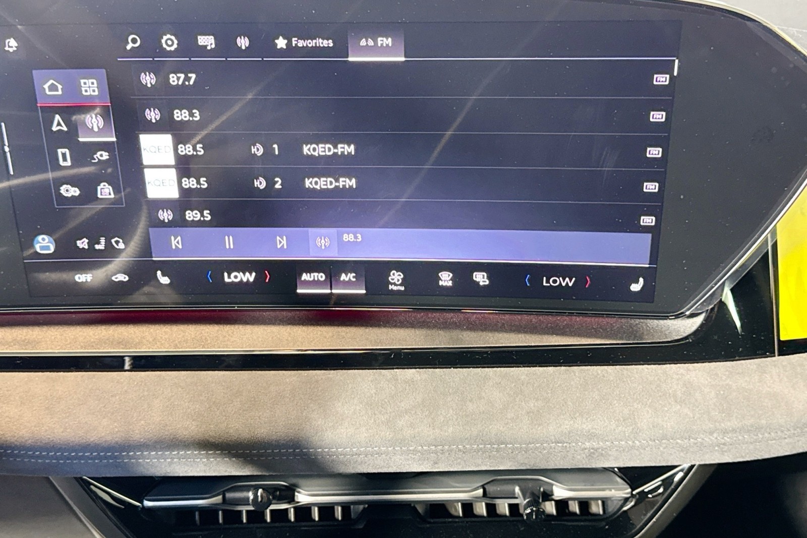 New 2025 Mythos Black Metallic Audi Prestige quattro image 12