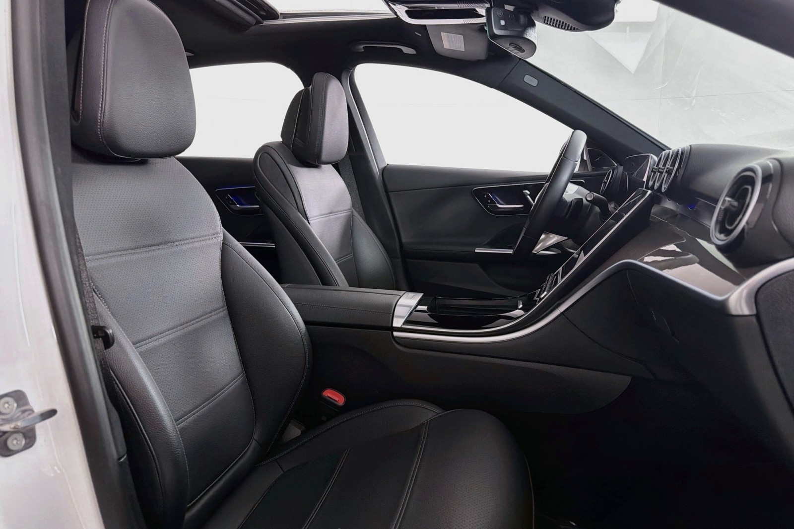 Certified Used 2024 Polar White Mercedes-Benz C 300 image 7