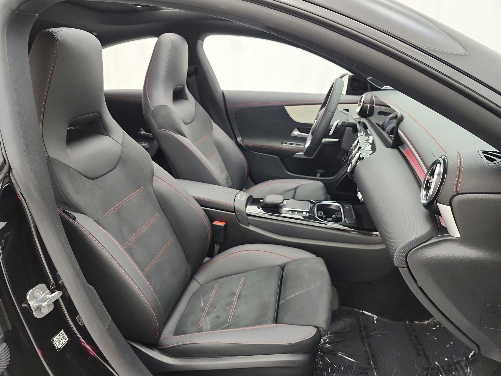 Used 2023 Night Black Mercedes-Benz CLA 250 Coupe image 19