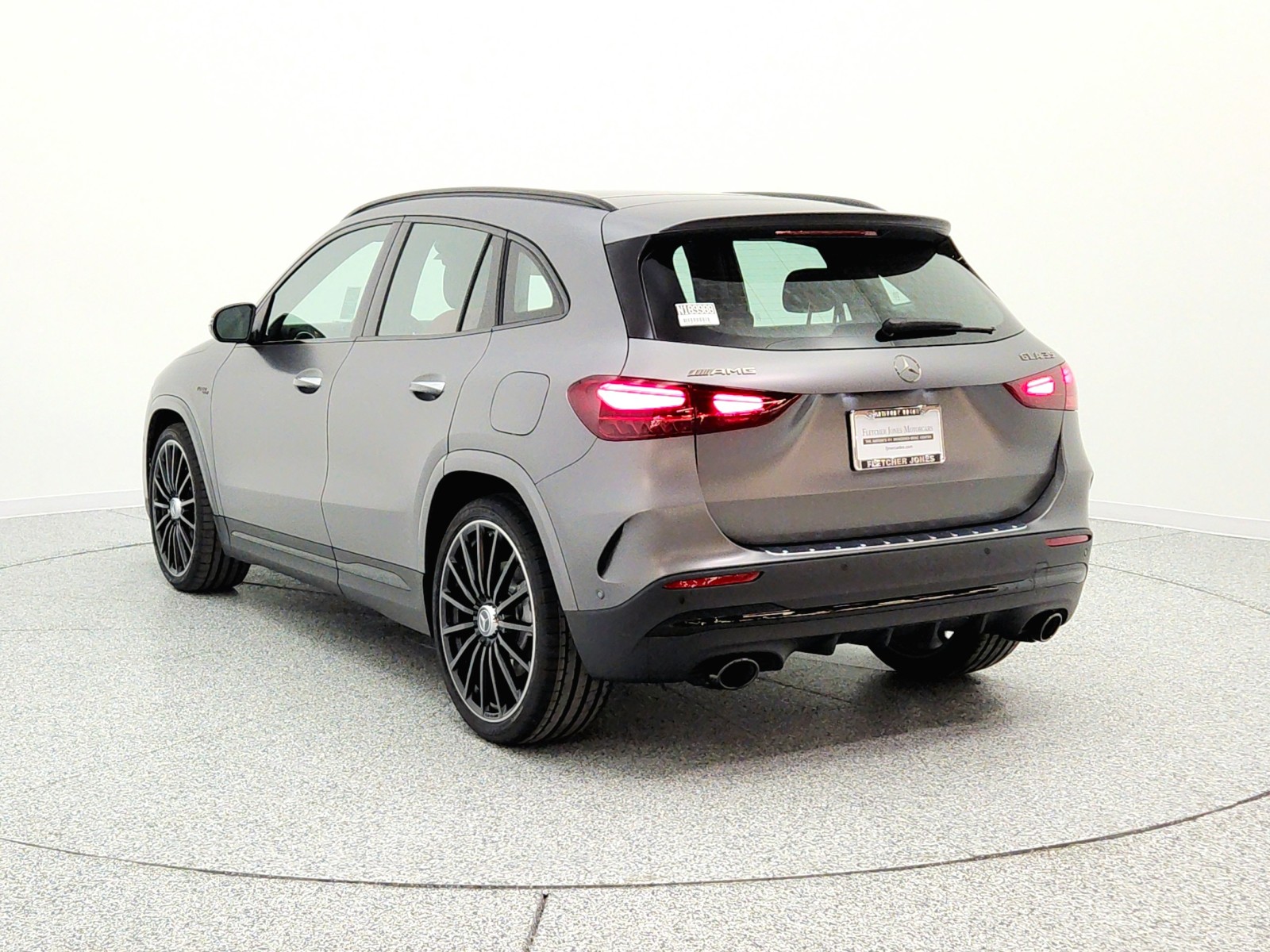 New 2026 MANUFAKTUR Mountain Grey Magno Mercedes-Benz AMG® GLA 35 4MATIC SUV image 7