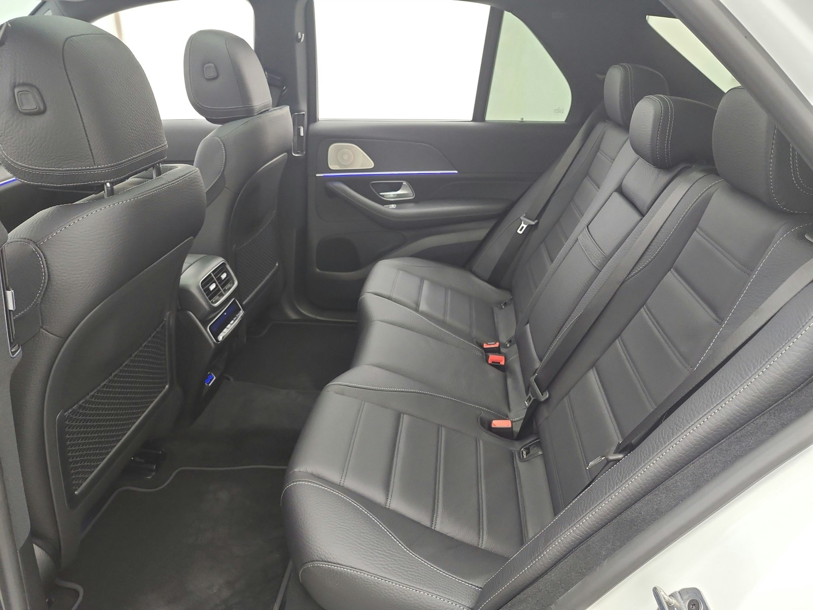 New 2026 Polar White Mercedes-Benz GLE 450 image 12
