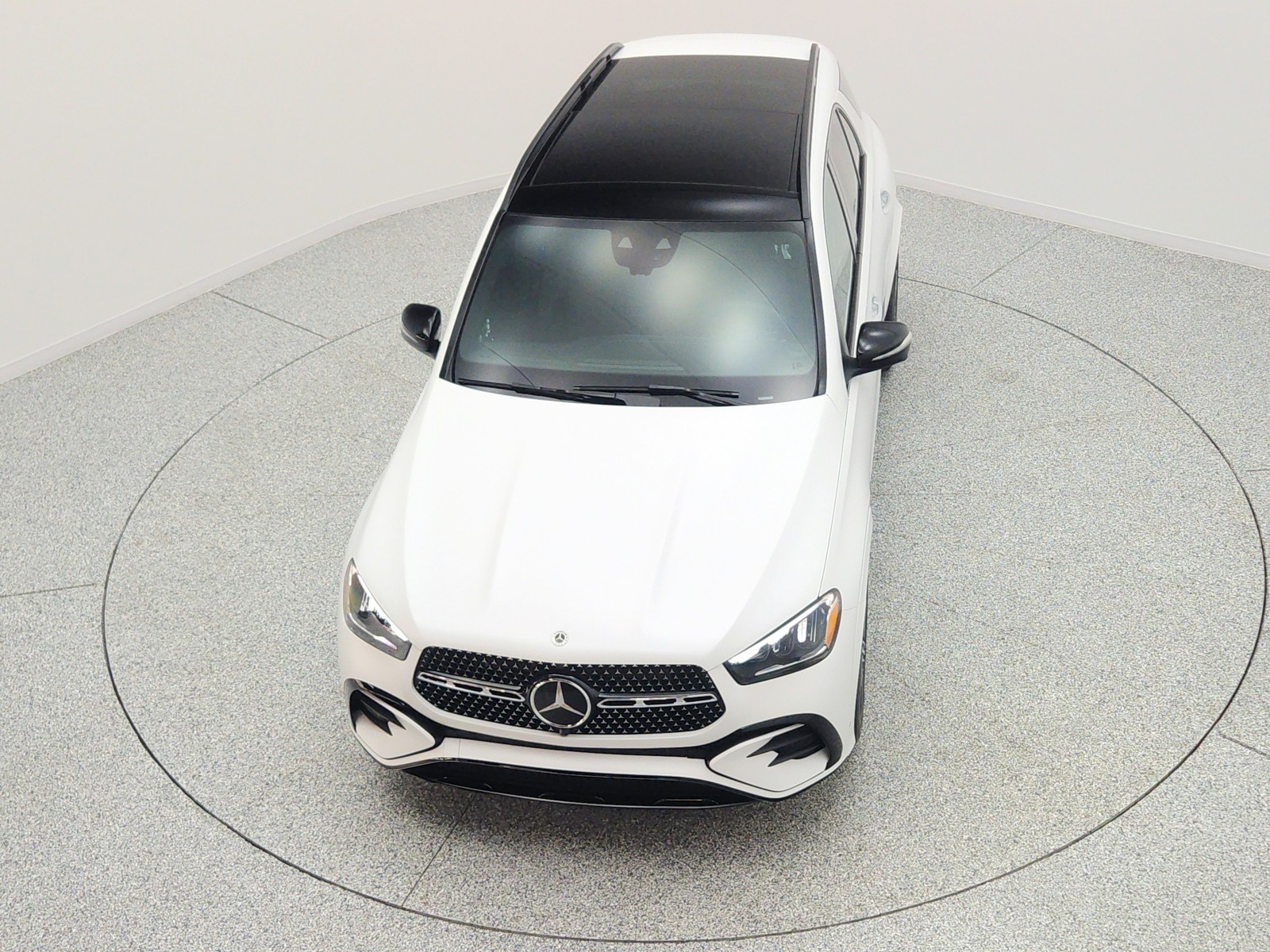 New 2026 MANUFAKTUR Moonlight White magno Mercedes-Benz GLE 450 4MATIC® SUV image 17