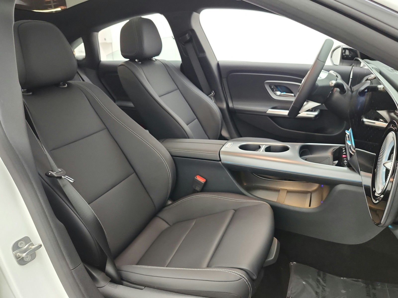New 2027 Polar White Mercedes-Benz CLA 350 Electric 4MATIC® image 14
