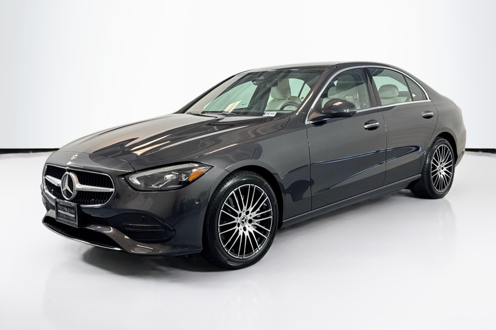 2025 Mercedes-Benz C-Class Sedan C 300's photo