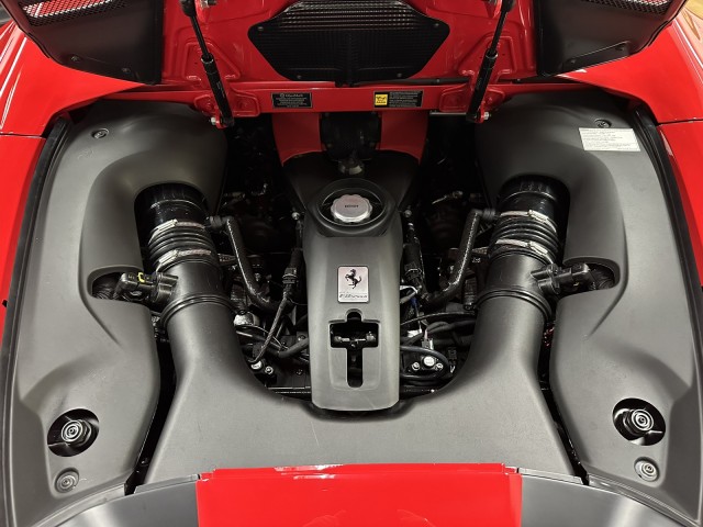 2023 Ferrari F8 Spider  38