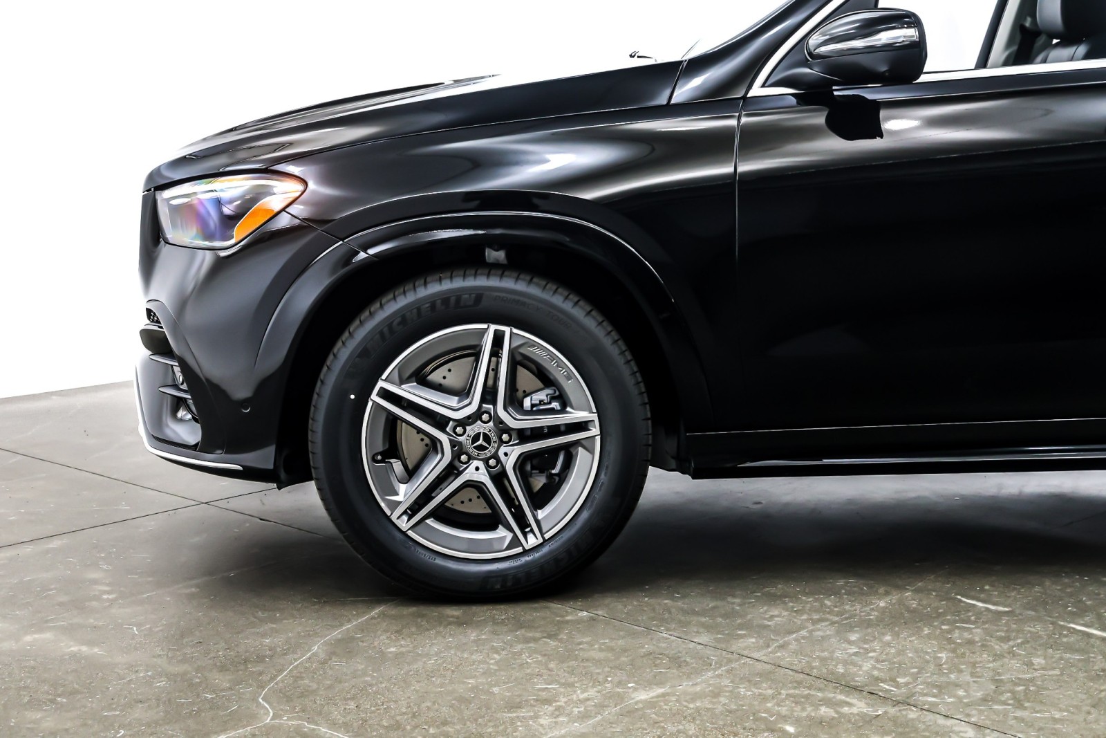 New 2026 Black Mercedes-Benz GLE 450 image 10